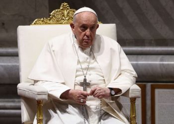 Papa Francisco reabre proceso contra sacerdote acusado de agresión sexual