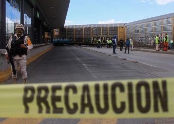 Encuentran Dos Cuerpos en un Vagón de Tren en Nuevo León
