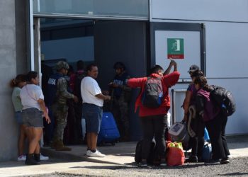 Puente Humanitario Lleva a Más de 12 Mil Personas en Apoyo a Damnificados por Huracán ‘Otis’