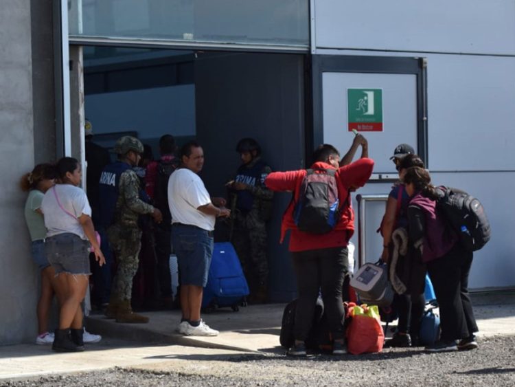 Puente Humanitario Lleva a Más de 12 Mil Personas en Apoyo a Damnificados por Huracán ‘Otis’