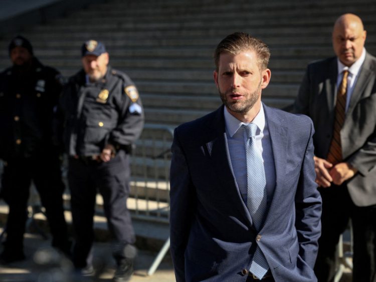 Eric Trump afirma que confió en otros para verificar documentos en juicio por fraude en Nueva York