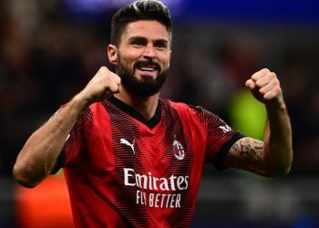 Milán derrota al PSG y aprieta el Grupo de la Muerte en la Champions