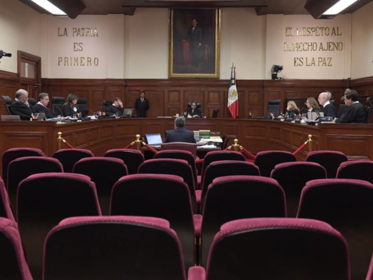 Consejería Jurídica Pide a Norma Piña Atraer Amparos por Extinción de Fideicomisos