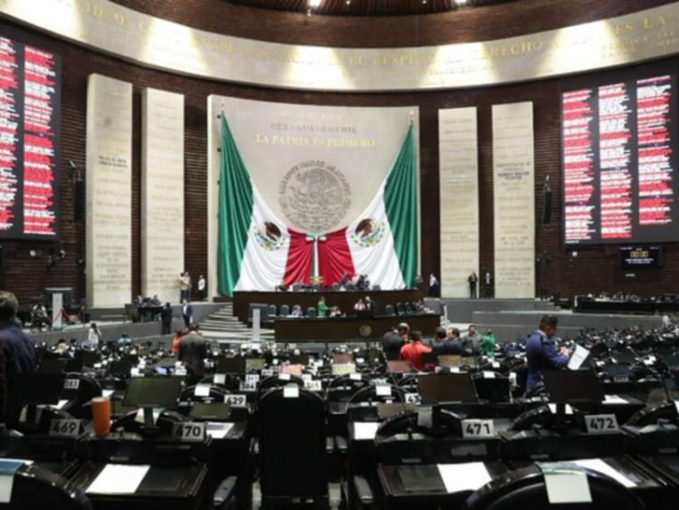 Diputados aprueban normas para reelección en el Congreso