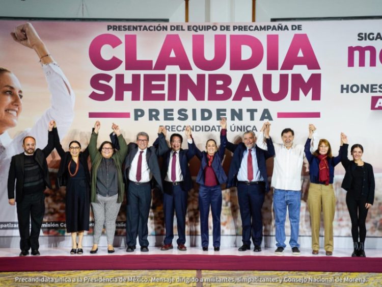 Claudia Sheinbaum presenta su equipo para la precampaña presidencial