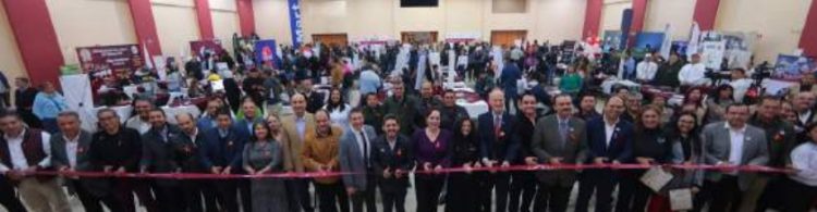 COLABORAN ESTADO Y MUNICIPIO Ofertan más de 3 mil 500 vacantes en Feria del Empleo