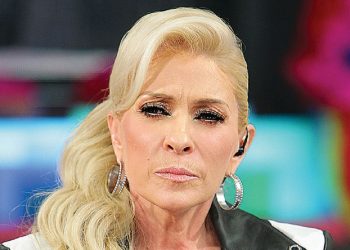 Yuri confiesa que el amor a Dios la salvó de ser ninfómana: “Llegó a ser vicio”