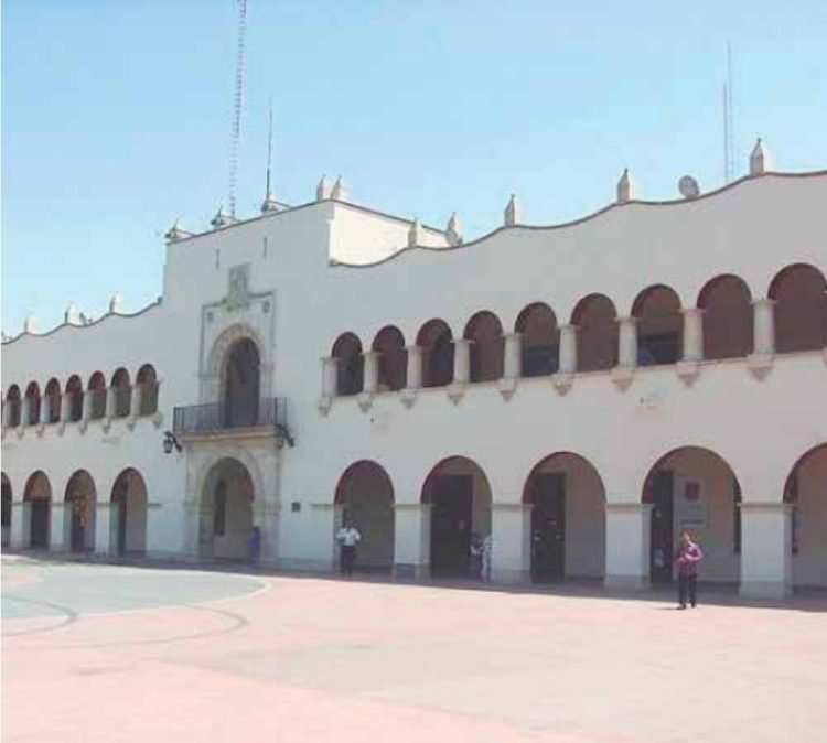 LUCE EN DETERIORO Abandona INDAABIN el Palacio Federal