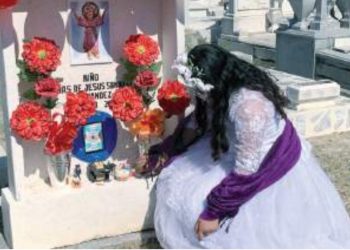 Se aferra a memoria de su hijo no nacido
