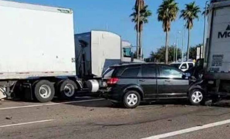 Ebrio choca tres autos, resulta herido y en prisión