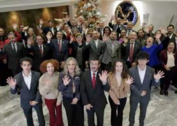 Rector de la UAT transmite mensaje navideño de unidad y compromiso