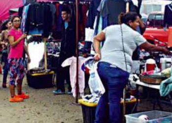 Pide CANACO control de comercio ambulante