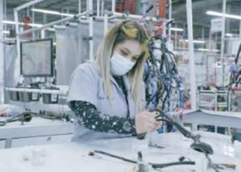 AFIRMAN EMPRESARIOS Industria debe pagar mejores salarios para abatir rezago de mano de obra