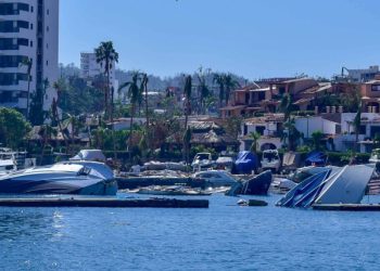 Semar emplea tecnología avanzada para ubicar embarcaciones hundidas en Acapulco