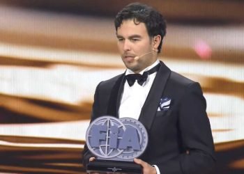 Sergio ‘Checo’ Pérez, galardonado como Subcampeón del Mundo de la F1 2023