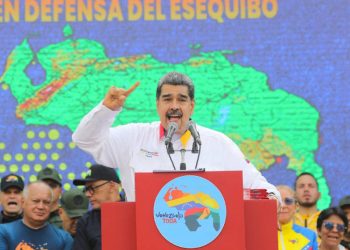 Maduro declara la caída de helicóptero en Guyana como ‘mensaje del más allá’