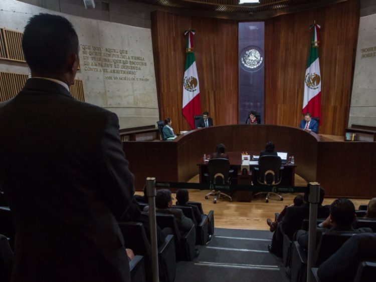 Magistrado No Renunciará, Afirma Compromiso con la Democracia