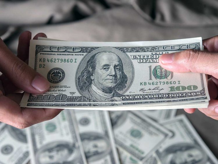 Disminución Continua en Remesas a lo Largo de 14 Meses por Superpeso e Inflación