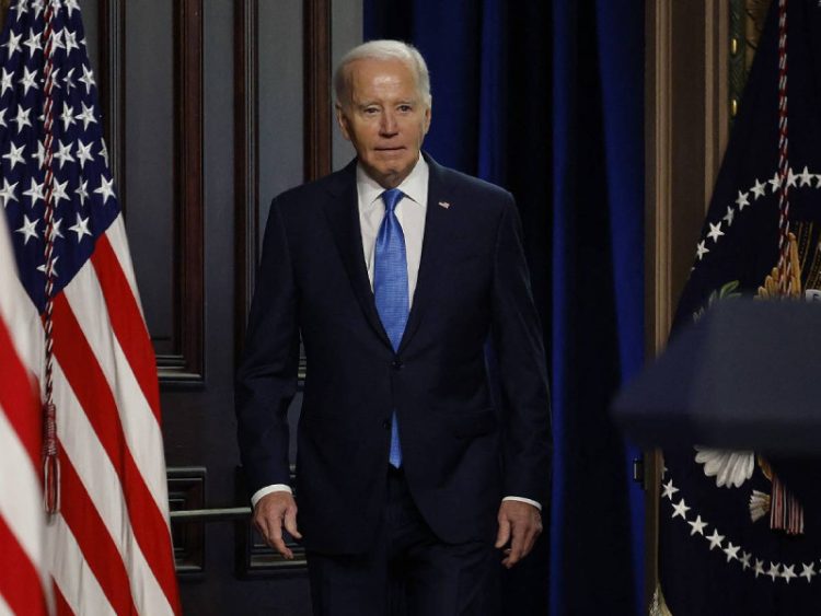 Congreso de EE. UU. Inicia Investigación sobre Posible Destitución de Biden