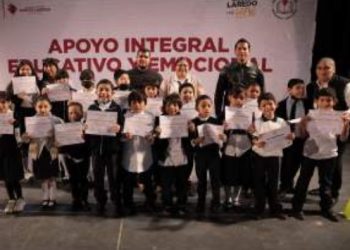 Culminan estudiantes el programa de apoyo integral