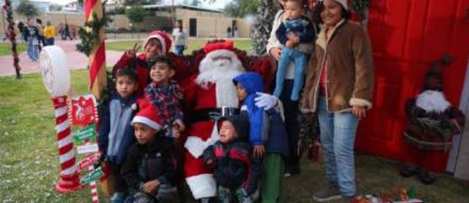 FAMILIAS NEOLAREDENSES Viven ‘Mágica Navidad en el Zoológico’ de la ciudad