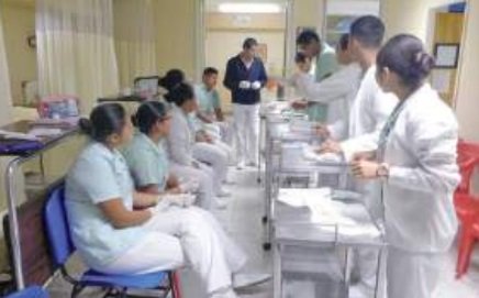 FACULTAD DE ENFERMERÍA Concluye clase la próxima semana