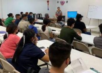 Invitan a jóvenes a cursar clases de idiomas gratuitas