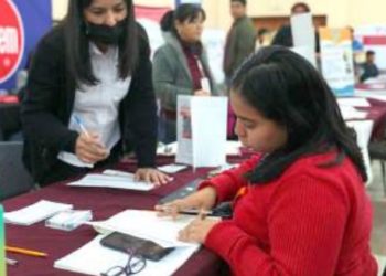 Ciudadanos encuentran trabajo gracias a programas municipales