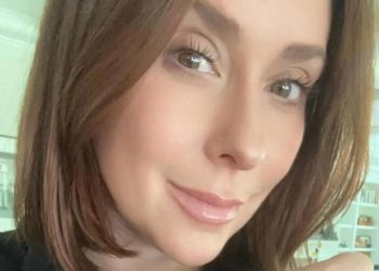 Jennifer Love Hewitt reconoce que es difícil envejecer en Hollywood