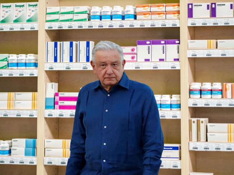 Inaugura AMLO la Megafarmacia del Bienestar en EDOMEX