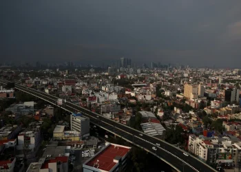 Fitch Mejora Proyección de Crecimiento del PIB de México para 2023 y 2024