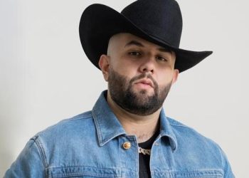 ¿A cuánto asciende la fortuna de Carin León? La épica respuesta que se volvió viral en TikTok