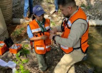 Estudiantes de la UAT realizan muestreo de agua subterránea