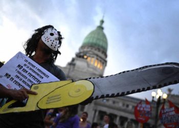 Argentina y FMI Alcanzan Acuerdo para Desembolso de 4 Mil 700 Millones de Dólares