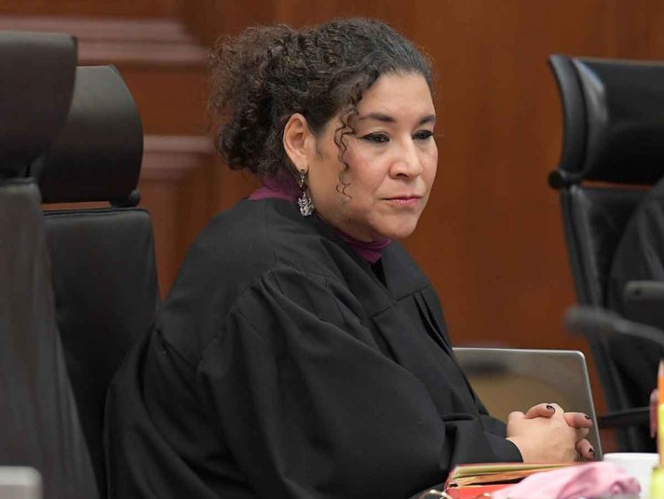 La ministra Lenia Batres va por su primera controversia en la SCJN