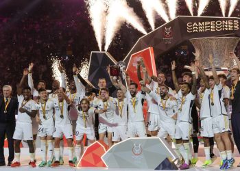 Real Madrid conquista la Supercopa de España con un 4-1 sobre el Barça