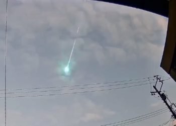 Meteoro Sorprende al Centro y Sur de Japón