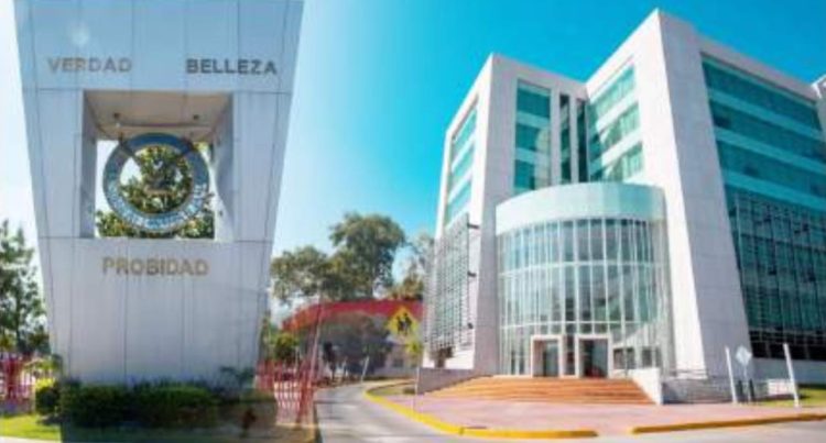 Prepara la UAT el inicio del ciclo escolar 2024-1