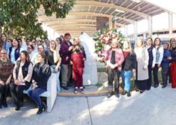 Rinden homenaje a enfermera María de Lourdes Durán Vázquez