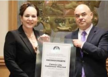 TECOLOTES DE LOS DOS LAREDOS Reconocen impulso al deporte de Carmen Lilia Canturosas