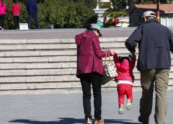 Jóvenes eluden el matrimonio civil por temor al compromiso, revela especialista