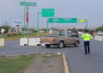 Exhortan a utilizar carril para locales para agilizar cruce en Puente 2