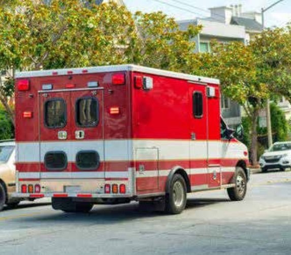 EN 2023 Salvan paramédicos a 800 por sobredosis