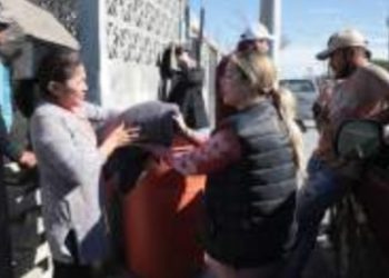 Realizan brigadas contra el frío en colonias del poniente