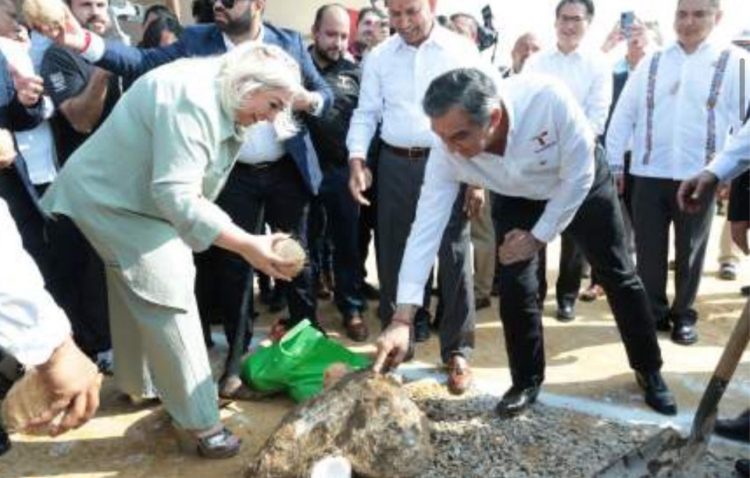 LLEGA INVERSIÓN A TAMAULIPAS Pone Américo primera piedra de planta industrial en Altamira