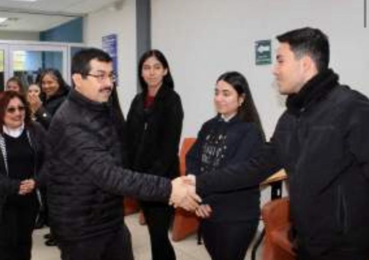 Dialoga Rector con universitarios de Río Bravo y de Valle Hermoso