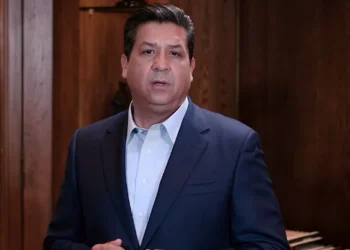 FGR Busca Reactivar Orden de Aprehensión contra Cabeza de Vaca