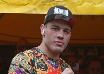 Julio César Chávez Jr. sale de prisión y reaparece en redes sociales