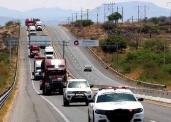 EN CARRETERAS DE MÉXICO Desactivan paro del transporte