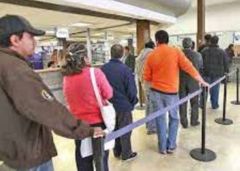 ALERTAN FRAUDES Bancaríos denuncian dobles cobros de bancos